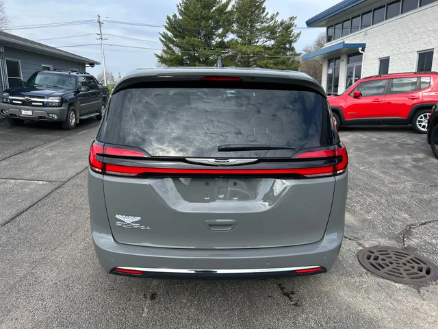 SEMINUEVOS CHRYSLER Pacifica a Estados en autogozo