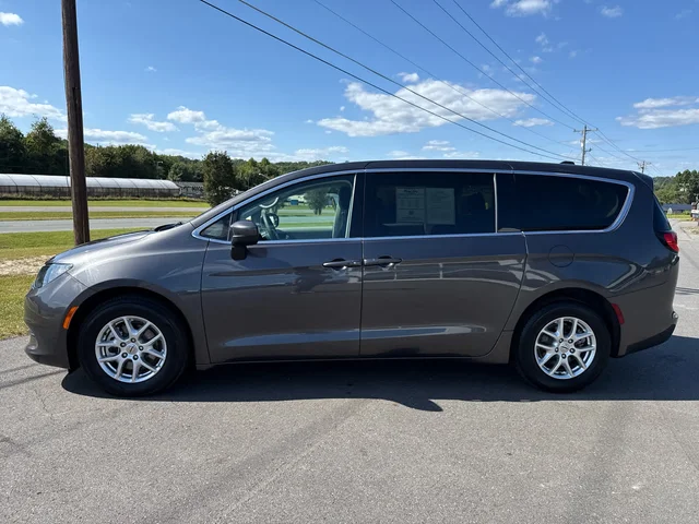 SEMINUEVOS CHRYSLER Voyager at Matthews in Liberty Buick GMC