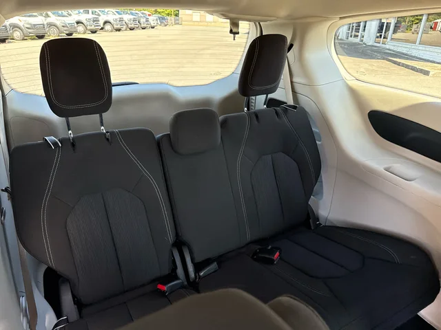 SEMINUEVOS CHRYSLER Voyager at Matthews in Liberty Buick GMC