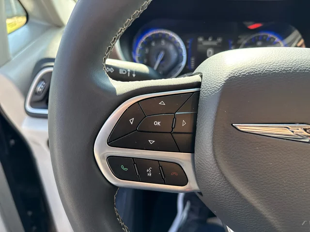 SEMINUEVOS CHRYSLER Voyager at Matthews in Liberty Buick GMC