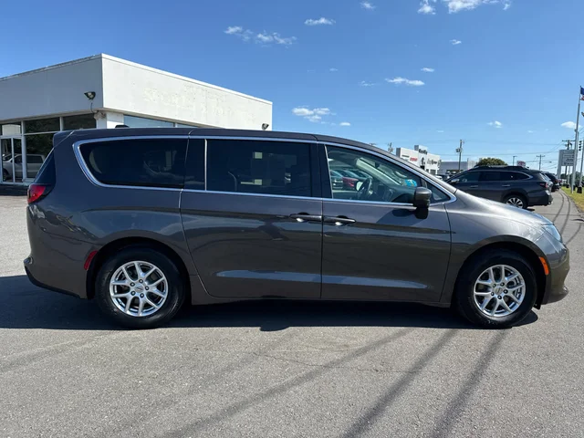 SEMINUEVOS CHRYSLER Voyager at Matthews in Liberty Buick GMC