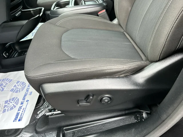 SEMINUEVOS CHRYSLER Pacifica a Estados en autogozo