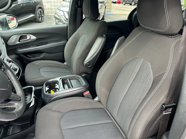 SEMINUEVOS CHRYSLER Pacifica a Estados en autogozo