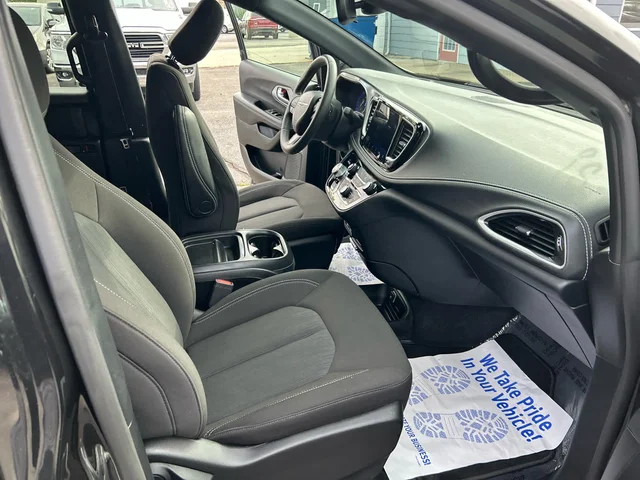 SEMINUEVOS CHRYSLER Pacifica a Estados en autogozo