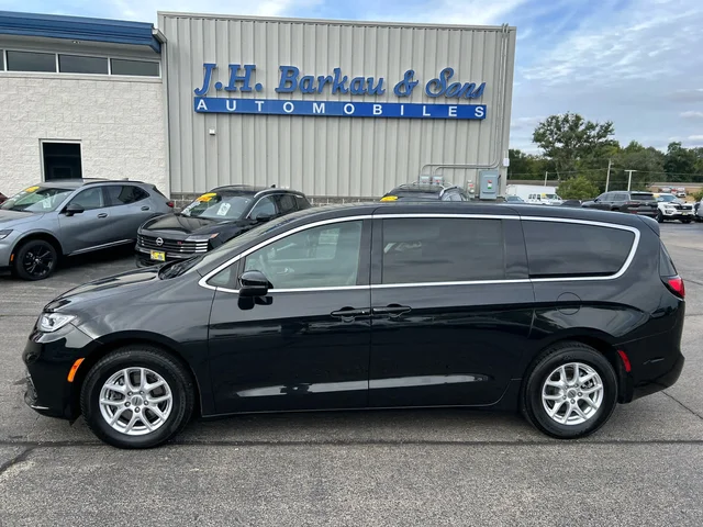 SEMINUEVOS CHRYSLER Pacifica a Estados en autogozo