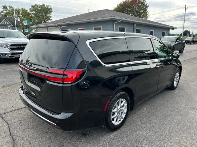 SEMINUEVOS CHRYSLER Pacifica a Estados en autogozo