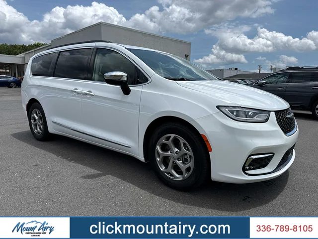 SEMINUEVOS CHRYSLER Pacifica at Matthews in Liberty Buick GMC
