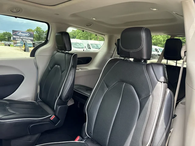 SEMINUEVOS CHRYSLER Pacifica at Matthews in Liberty Buick GMC