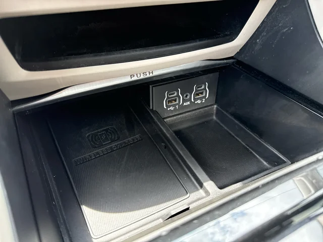 SEMINUEVOS CHRYSLER Pacifica at Matthews in Liberty Buick GMC
