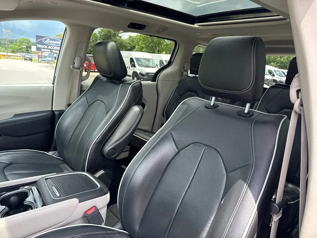 SEMINUEVOS CHRYSLER Pacifica at Matthews in Liberty Buick GMC