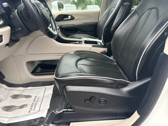SEMINUEVOS CHRYSLER Pacifica a Estados en autogozo