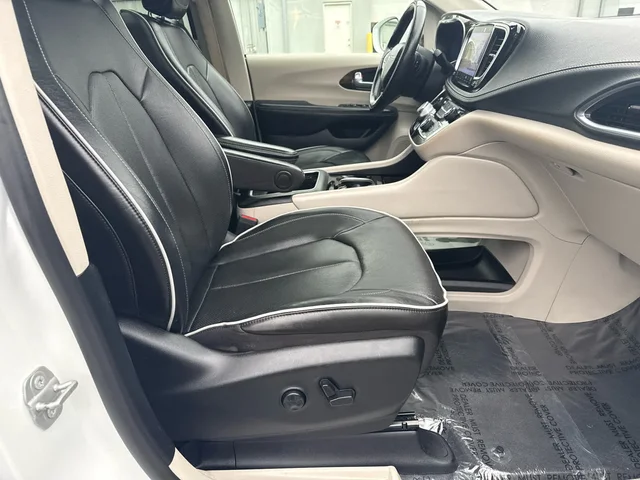 SEMINUEVOS CHRYSLER Pacifica a Estados en autogozo