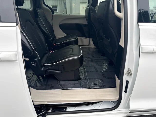 SEMINUEVOS CHRYSLER Pacifica a Estados en autogozo