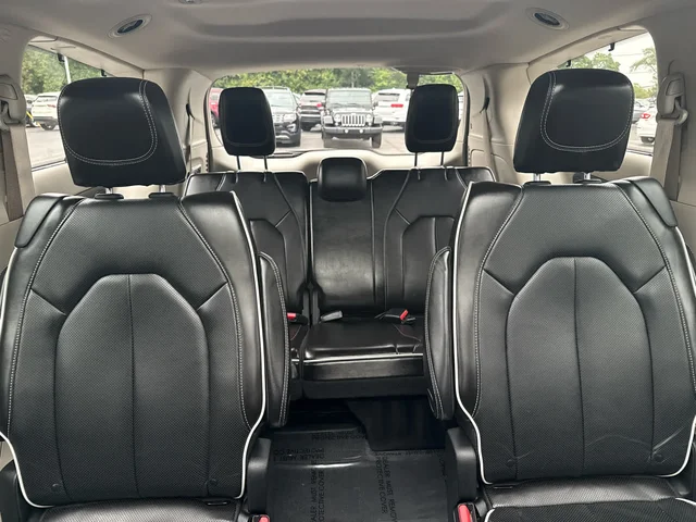 SEMINUEVOS CHRYSLER Pacifica a Estados en autogozo