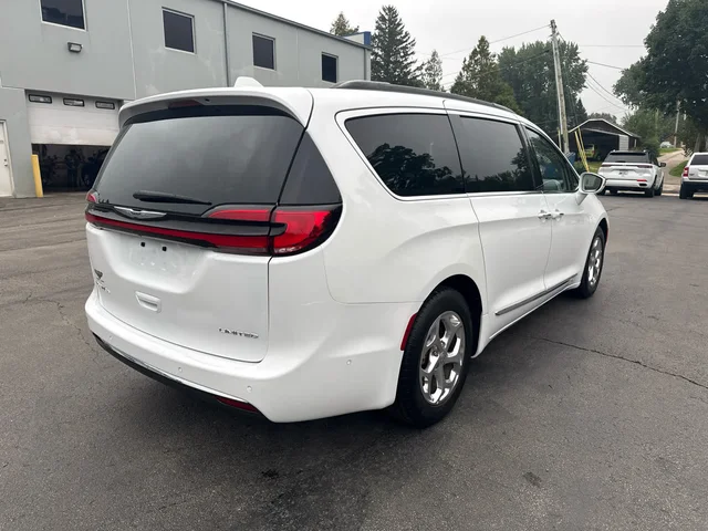 SEMINUEVOS CHRYSLER Pacifica a Estados en autogozo