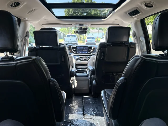 SEMINUEVOS CHRYSLER Pacifica a Estados en autogozo