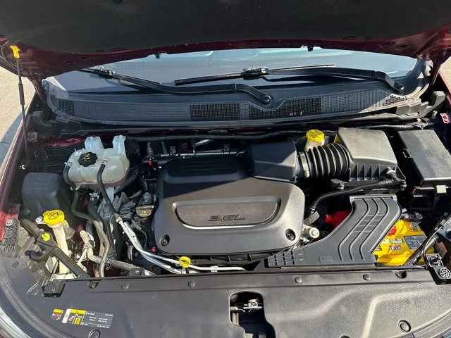 SEMINUEVOS CHRYSLER Pacifica a Estados en autogozo