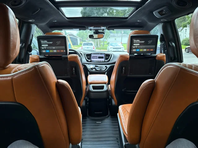 SEMINUEVOS CHRYSLER Pacifica a Estados en autogozo
