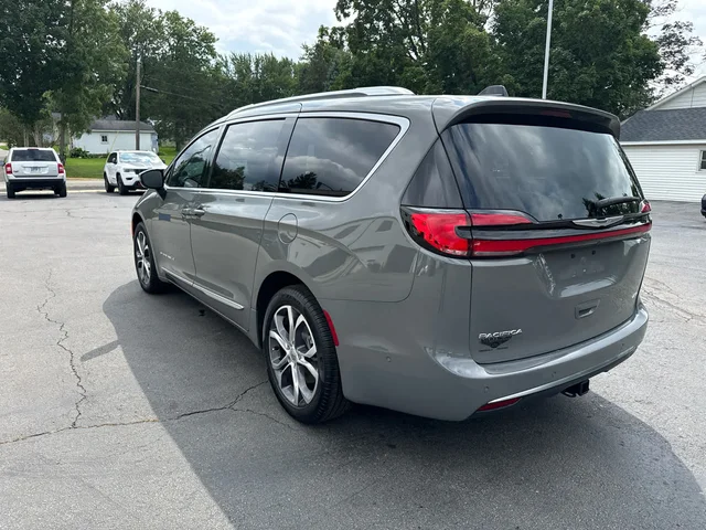SEMINUEVOS CHRYSLER Pacifica a Estados en autogozo