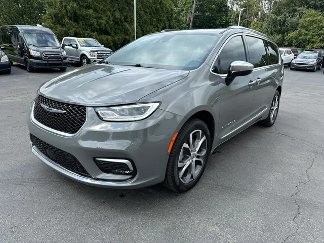 SEMINUEVOS CHRYSLER Pacifica a Estados en autogozo