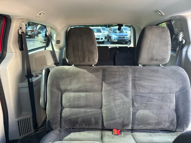 SEMINUEVOS DODGE Grand Caravan a Estados en autogozo