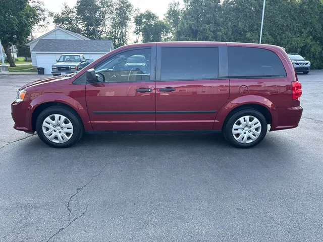 SEMINUEVOS DODGE Grand Caravan a Estados en autogozo