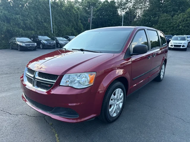 SEMINUEVOS DODGE Grand Caravan a Estados en autogozo