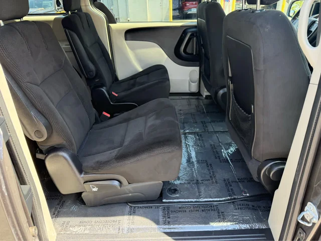 SEMINUEVOS DODGE Grand Caravan a Estados en autogozo