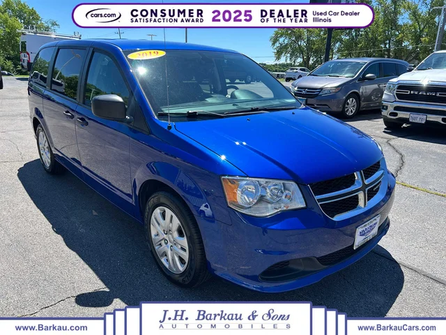 SEMINUEVOS DODGE Grand Caravan a Estados en autogozo