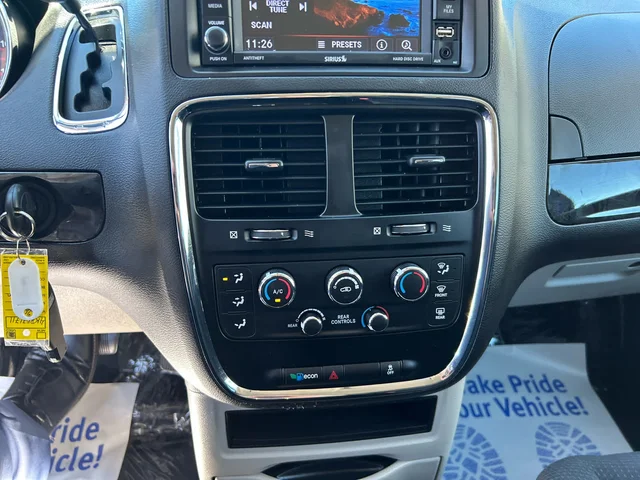 SEMINUEVOS DODGE Grand Caravan a Estados en autogozo