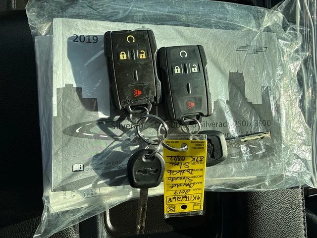 SEMINUEVOS CHEVROLET Silverado 1500 LD a Estados en autogozo