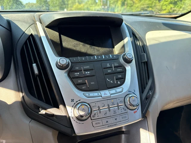 SEMINUEVOS CHEVROLET Equinox at Matthews in Liberty Buick GMC