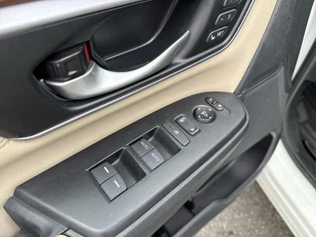 SEMINUEVOS HONDA CR-V at Matthews in Liberty Buick GMC