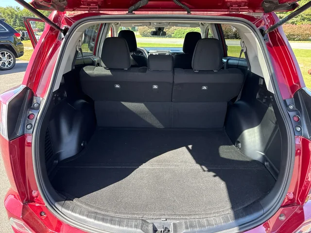 SEMINUEVOS TOYOTA RAV4 at Matthews in Liberty Buick GMC