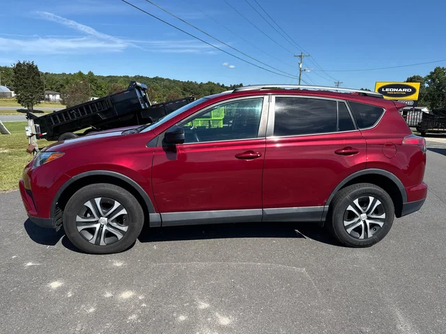 SEMINUEVOS TOYOTA RAV4 at Matthews in Liberty Buick GMC
