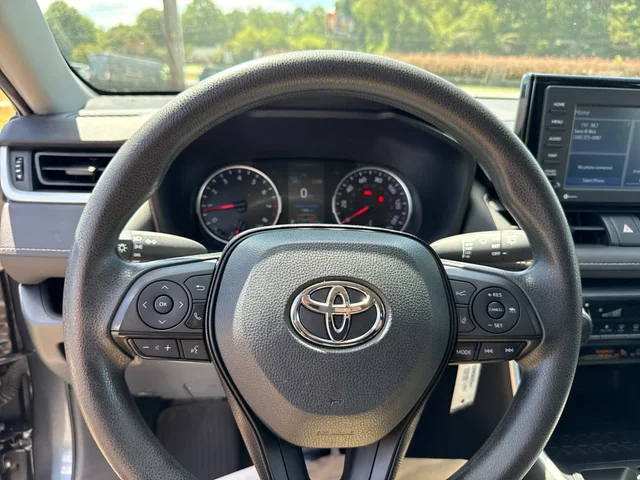 SEMINUEVOS TOYOTA RAV4 at Matthews in Liberty Buick GMC