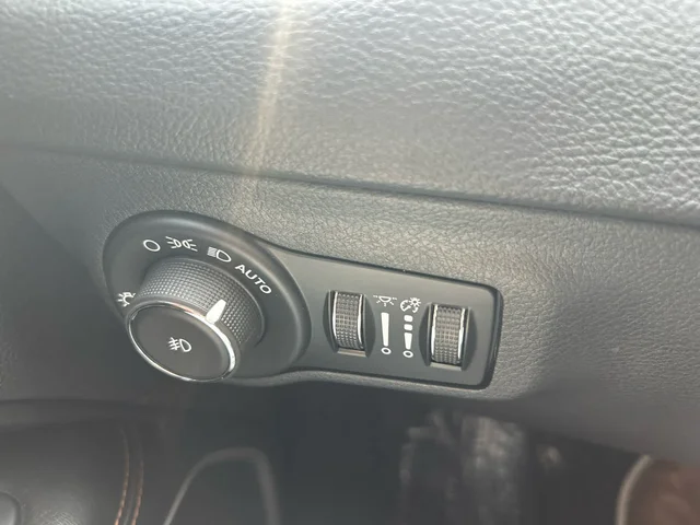 SEMINUEVOS JEEP Compass a Estados en autogozo