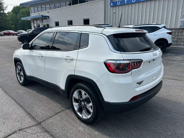 SEMINUEVOS JEEP Compass a Estados en autogozo