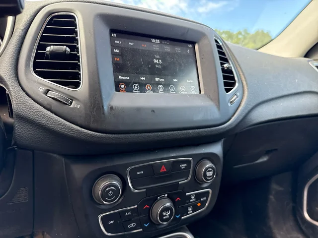 SEMINUEVOS JEEP Compass at Matthews in Liberty Buick GMC