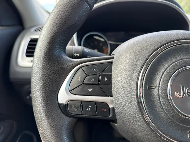 SEMINUEVOS JEEP Compass at Matthews in Liberty Buick GMC