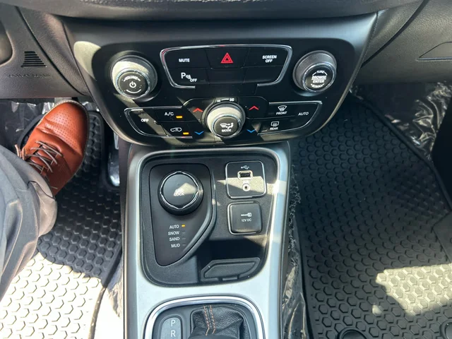SEMINUEVOS JEEP Compass a Estados en autogozo