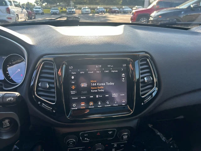 SEMINUEVOS JEEP Compass a Estados en autogozo