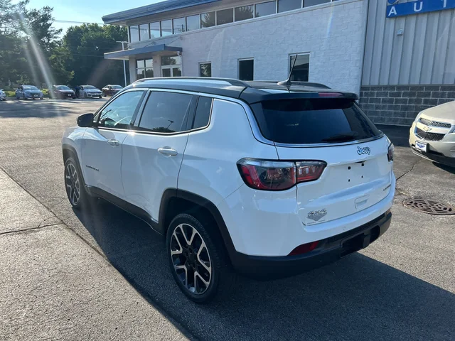 SEMINUEVOS JEEP Compass a Estados en autogozo