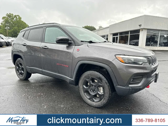 SEMINUEVOS JEEP Compass at Mt Airy in Mount Airy Toyota