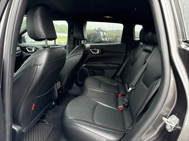 SEMINUEVOS JEEP Compass at Mt Airy in Mount Airy Toyota