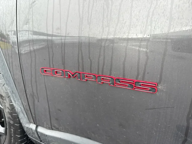 SEMINUEVOS JEEP Compass at Mt Airy in Mount Airy Toyota