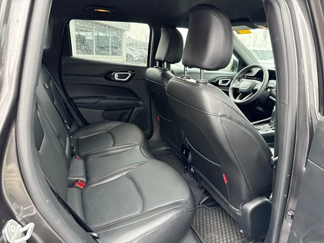 SEMINUEVOS JEEP Compass at Mt Airy in Mount Airy Toyota