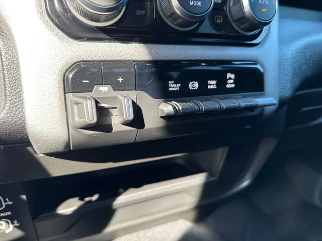 SEMINUEVOS RAM 3500 at Matthews in Liberty Buick GMC