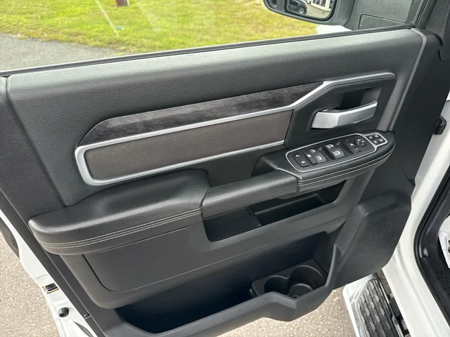 SEMINUEVOS RAM 3500 at Matthews in Liberty Buick GMC