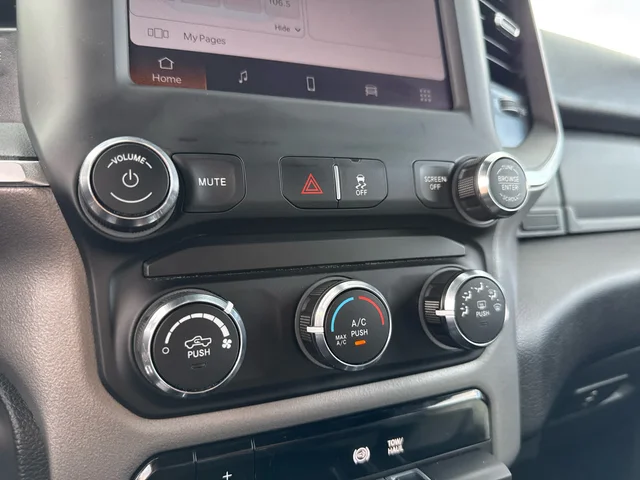 SEMINUEVOS RAM 3500 at Matthews in Liberty Buick GMC